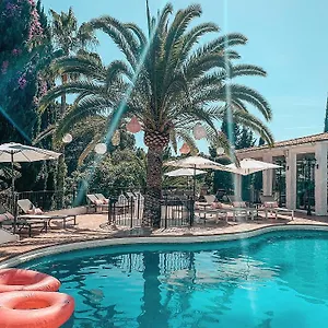 3* Bed & Breakfast Jardines De La Reina Boutique